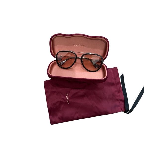GUCCI Unisex Aviator sunglasses - Picture 1 of 6
